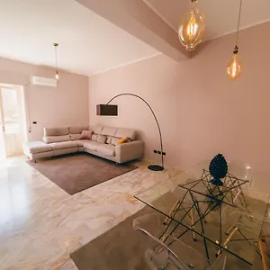 Dom wakacyjny Ficu Palace Syrakuzy