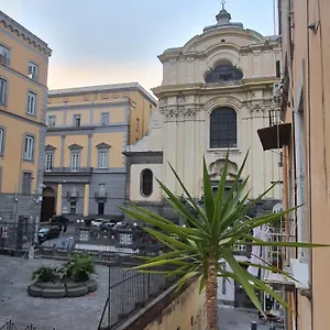 Apartament La Casa Di Maya Neapol